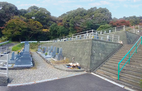 静岡県・愛知県で葬儀・葬式・家族葬をお探しなら家族葬のトワーズ 豊川市御油墓園のイメージ画像