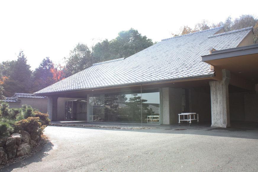 田原斎場やすらぎ苑の外観画像