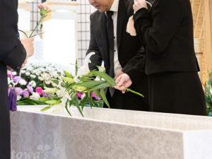 静岡･愛知の葬儀・お葬式なら家族葬のトワーズ&reg;  お棺に入れていいものとダメなものとは？イメージ画像